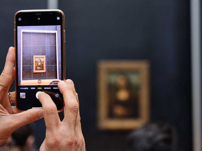 La Gioconda fotografiada por un móvil