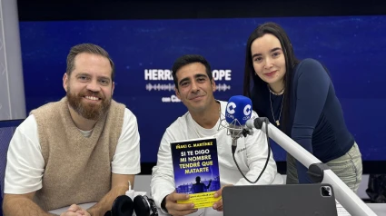 Iñaki Cano presenta su primera novela, 'Si te digo mi nombre tendré que matarte': "Hay un par de momentos que, aunque parezcan fantasía pura, son reales"